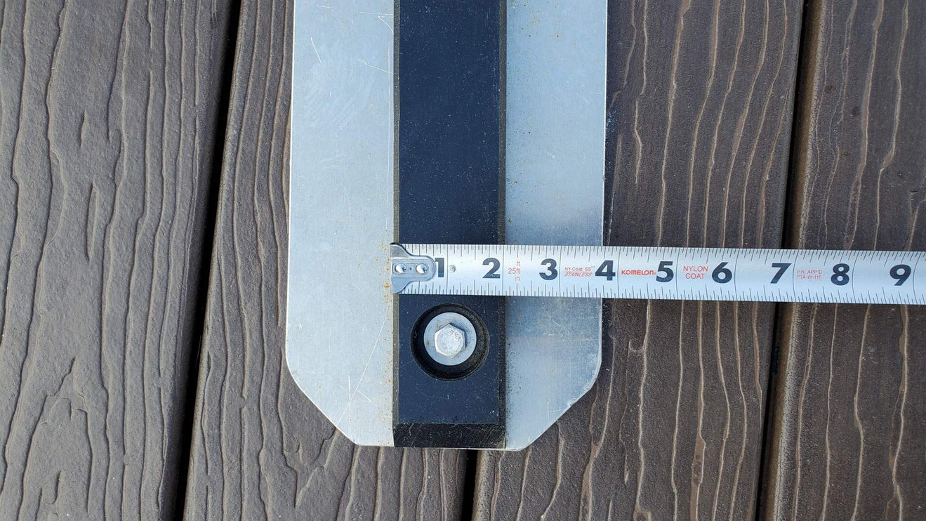 Aluminum Bearing Plates With Grooved Roller Assemblies