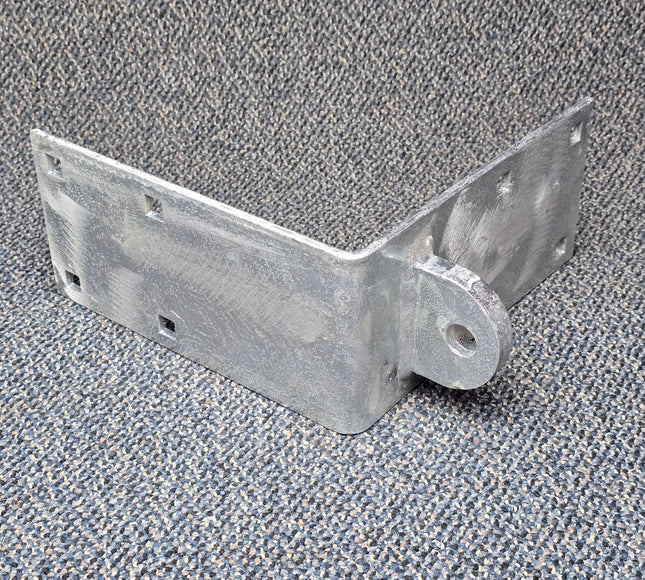 Dock Hardware – Outside Corner Male