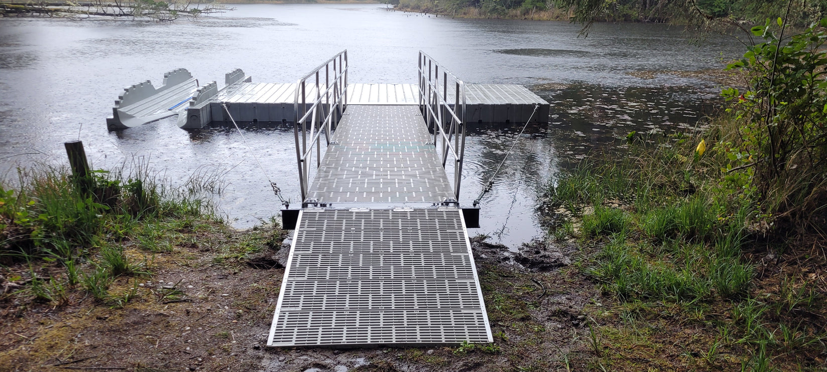 (USED) 48" x 35.5" Transition Plate w/ Thru Flow Decking (Grey)