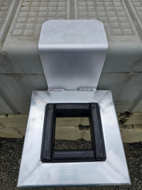EZ DOCK  PILE BRACKET FOR 4X4" POST (INCLUDES EZ DOCK ATTACHMENT HARDWARE)
