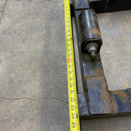 Used HD Pile Bracket Piece