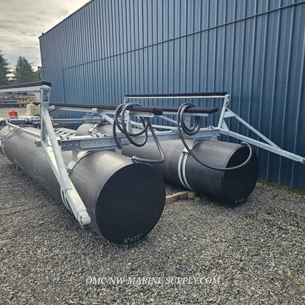 **New**Duratek 10,000# HD Boat Lift w/ Remote Control