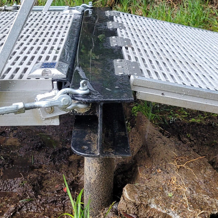 EZ Dock Aluminum Dual Weld Lug Guy Cable Bracket (2 Pocket Fascia Mount)