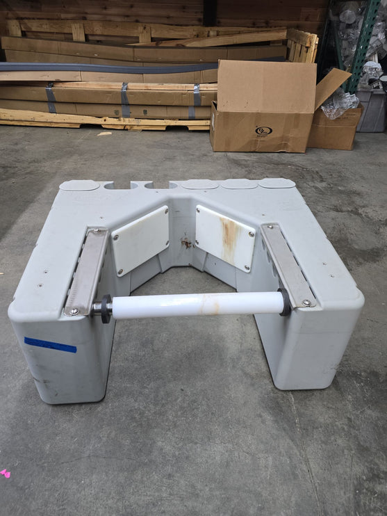 (USED) EZ Dock Grey 300810 Bracket W/ Heavy Duty Cross Bar Upgrade