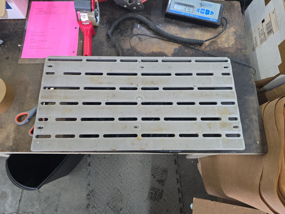 (USED) 1' X 2' TITAN DECK PANELS - GREY (55 PIECE PALLET)