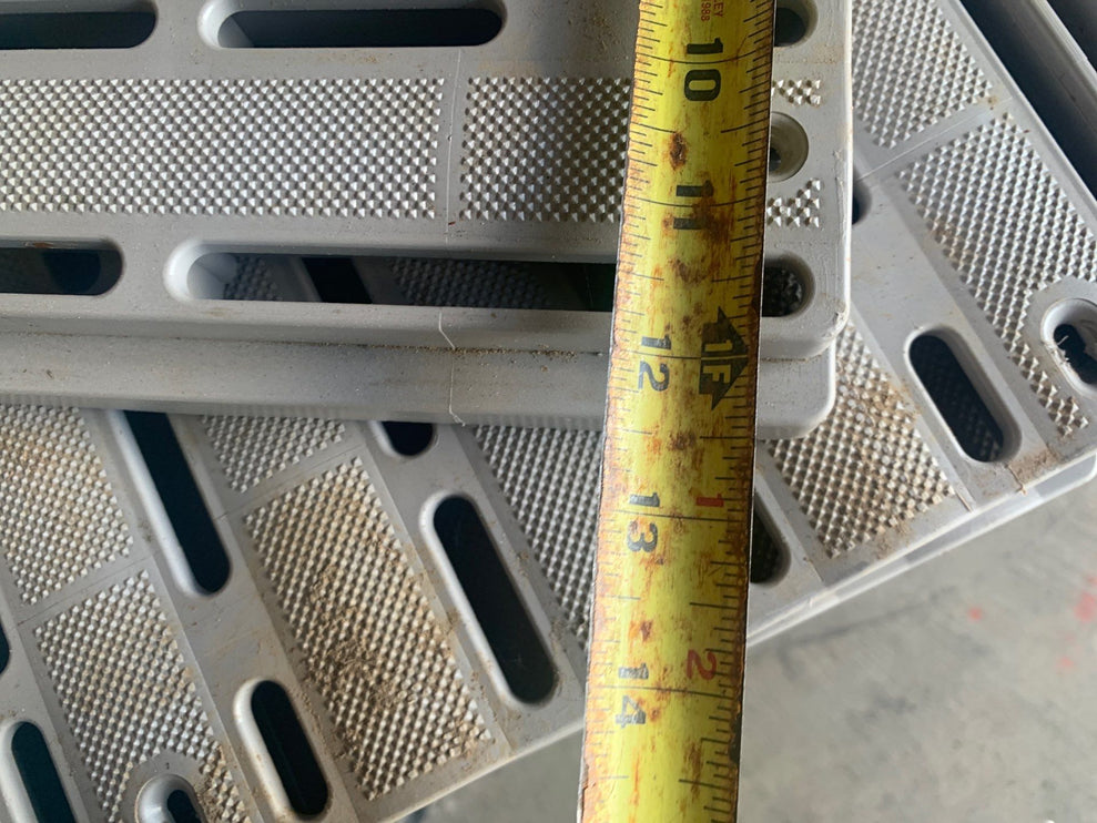 (USED) 1' X 2' TITAN DECK PANELS - GREY (55 PIECE PALLET)