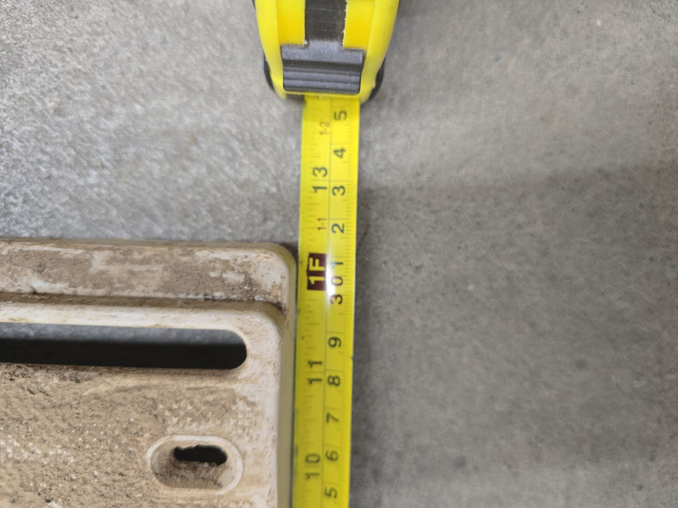 (USED) 1' X 4' TITAN DECK PANELS - BEIGE (62 PIECE PALLET)