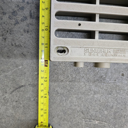 (USED) 1' X 4' SUNWALK 90 SERIES DECK PANELS - BEIGE (39 PIECE PALLET)