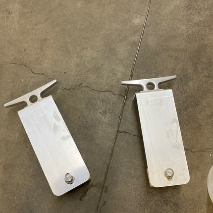 ALUMINUM HD CLEAT FOR EZ DOCK, 10"