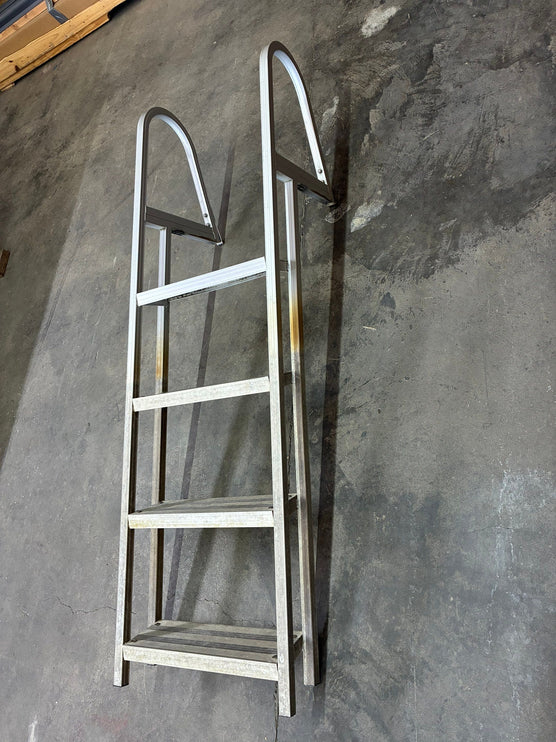 Used 4 Step Aluminum Ladder