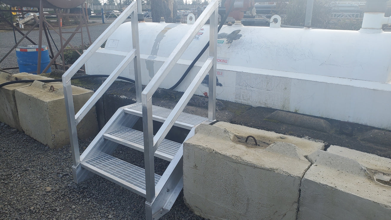 Aluminum Stairs & Ship Ladders 24"