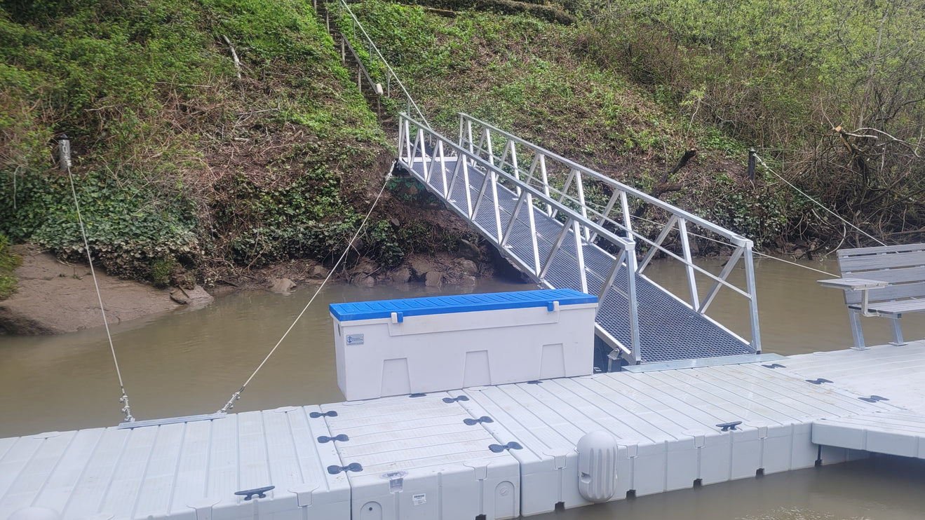 Offset Dock Box Brackets (Standard Dock & EZ Dock Option)