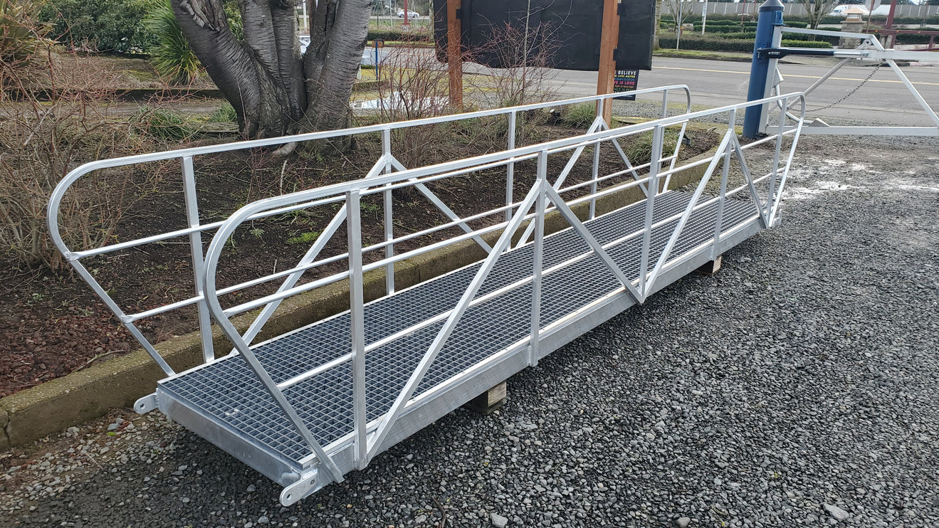 Aluminum Flat Ramps & Gangways - Light-Duty Residential