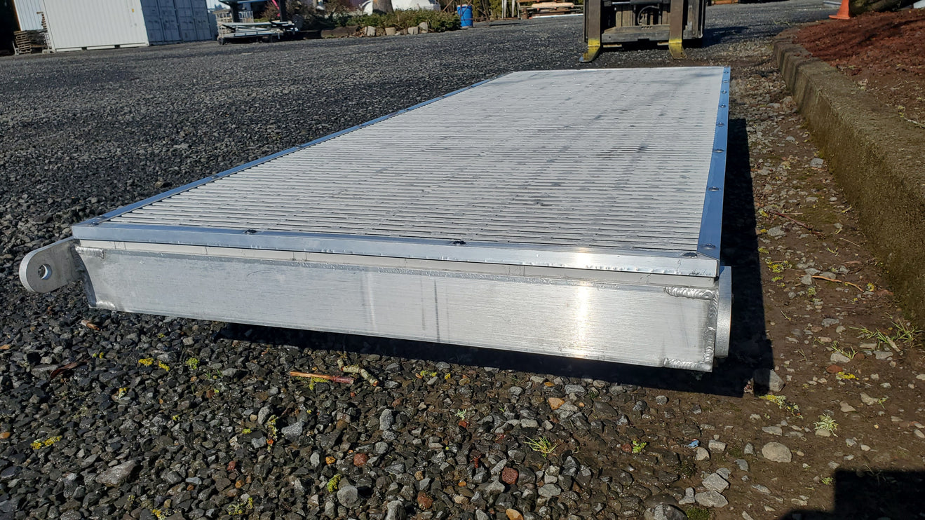 Aluminum Flat Ramps & Gangways - Light-Duty Residential