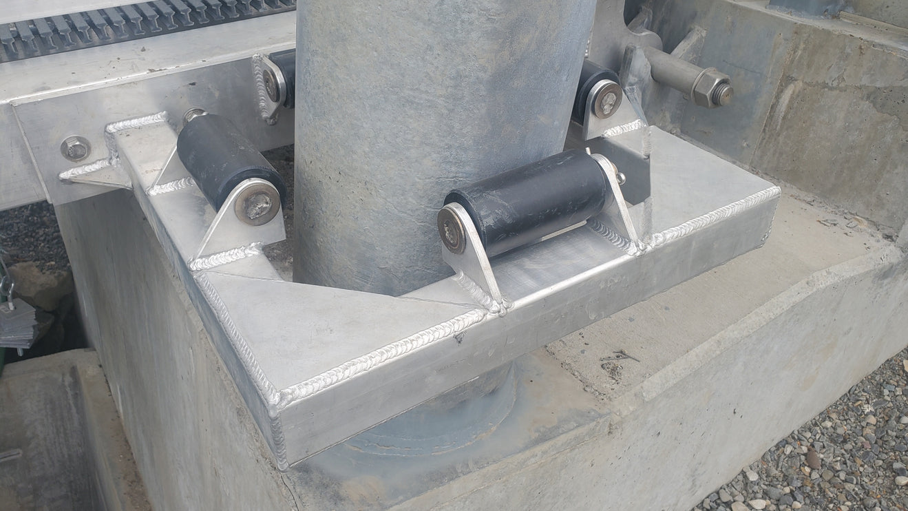 Aluminum Pile Brackets W/ Rollers