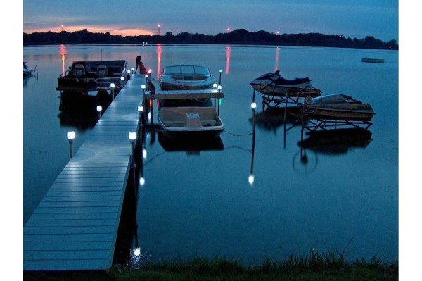 Solar Dock Post Lights (Square) – 2 Pack