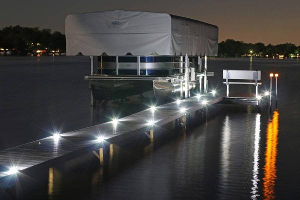 Solar Dock Warning Light - Waterproof Solar Dock Lighting - Green