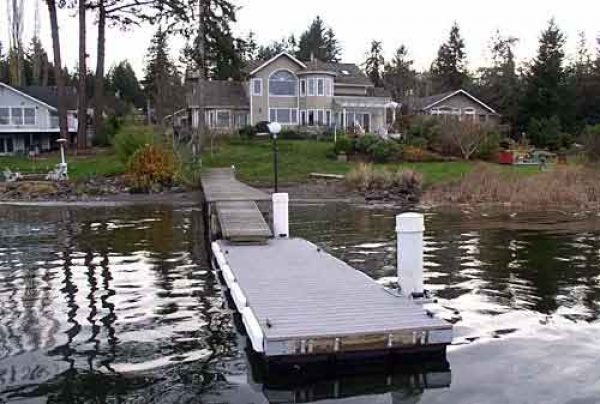 Dock Hardware – Outside Corner End